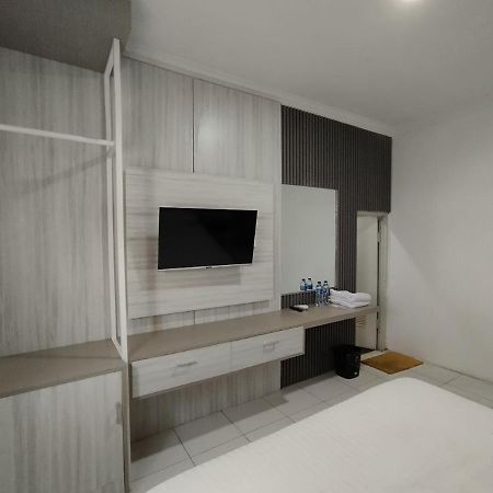Hotel Syariah Selamat Sukabumi Exterior foto